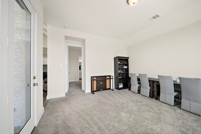 Building Photo - 5914 Emerald Ranch Ln