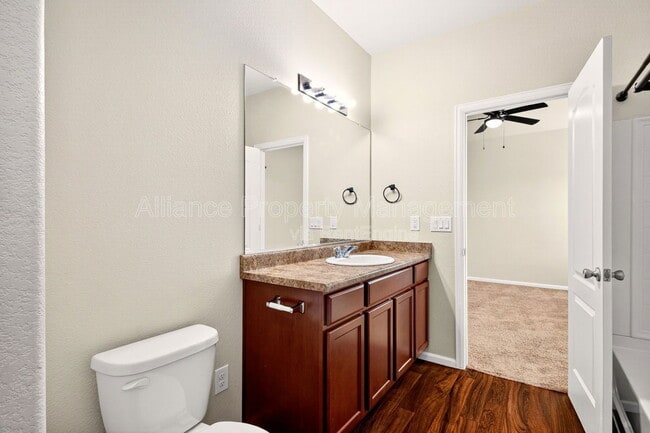 Building Photo - 10051 Seawolf Dr