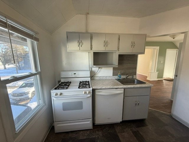 Building Photo - 814 Beechwood Ave