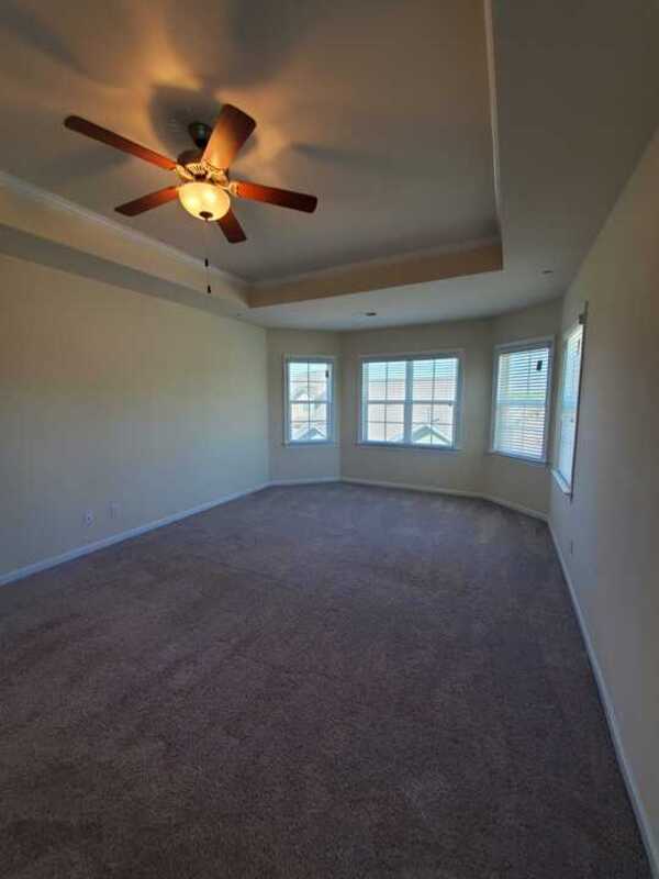 Building Photo - 1007 Anatrella Ln NW