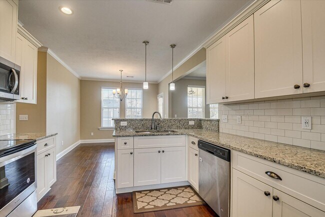 Building Photo - 852 Williford Run Dr