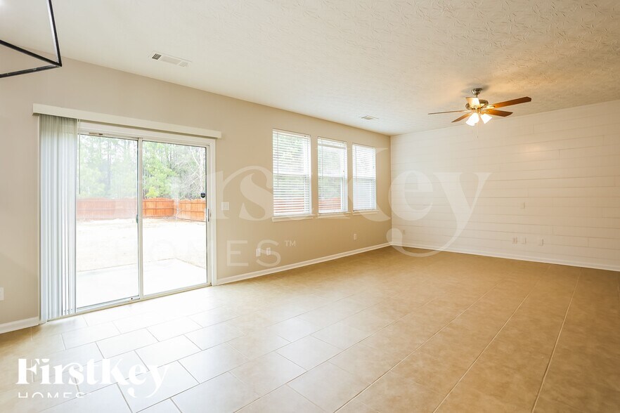 Building Photo - 96 Parkmont Ln