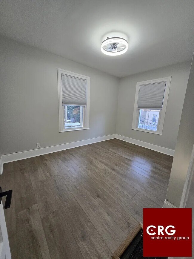 Building Photo - 4 Woodville Terrace