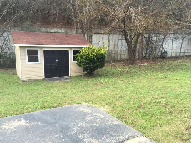 Building Photo - 403 Leary Ct