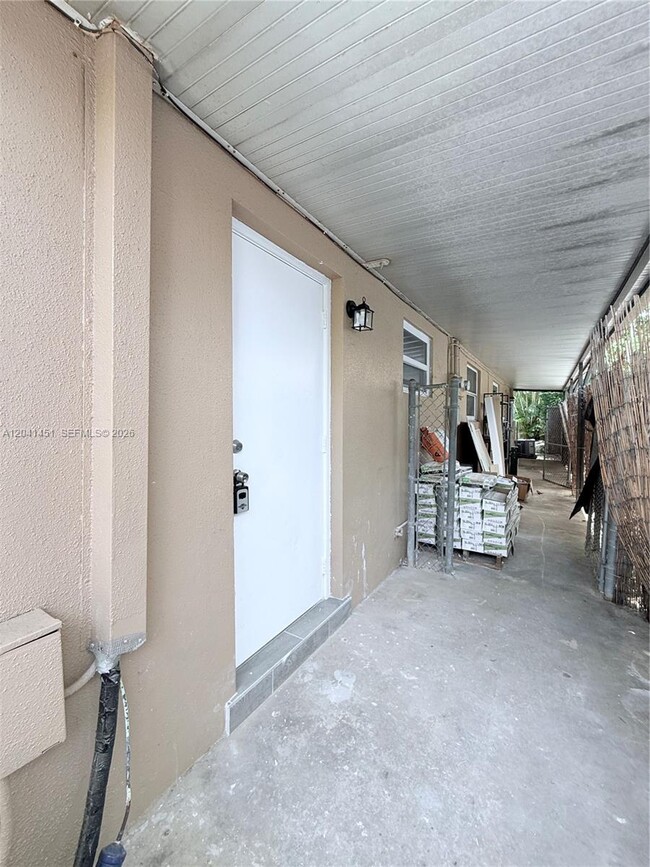Building Photo - 2470 NE 182nd Terrace