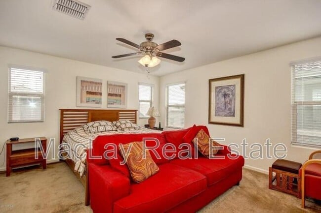 Building Photo - 3946 E Blue Spruce Ln