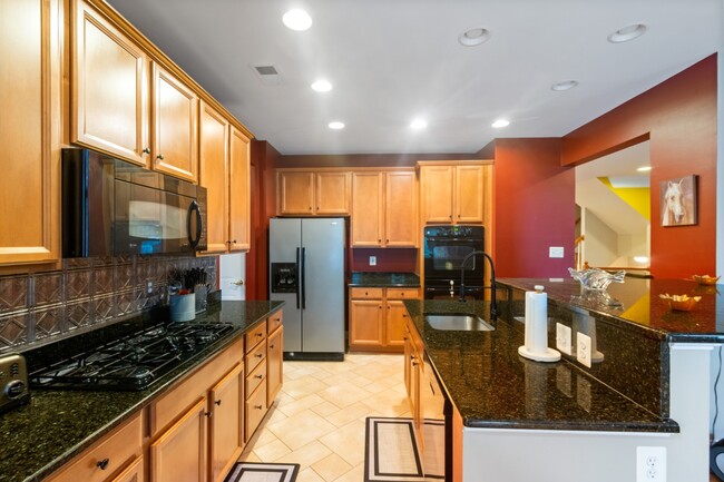 Building Photo - 5105 Bright Owl Rd