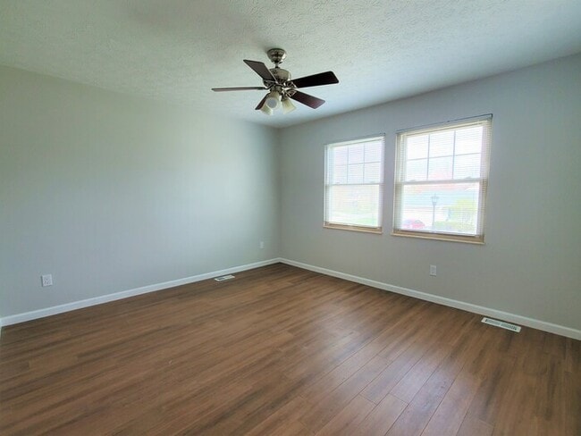 Building Photo - Renovated 4 bed in Westerville!