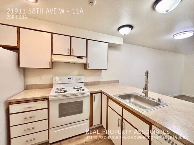 Building Photo - 21911 58th Ave W