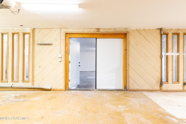 Building Photo - 3225 N Starlight Dr