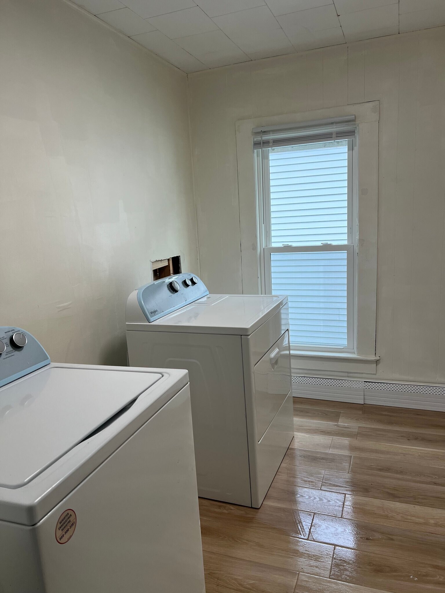 Building Photo - 11 Rickard St