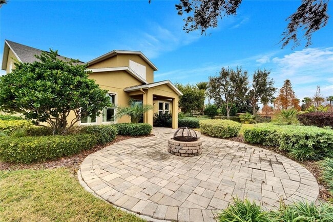 Building Photo - 13316 Palmera Vista Dr