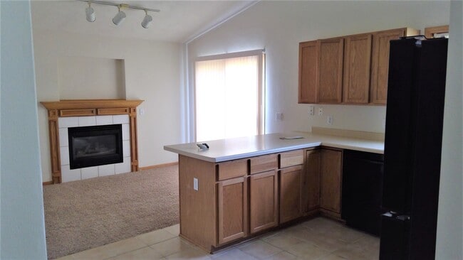 Building Photo - 298