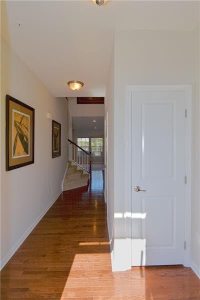 Building Photo - 616 Edison Dr