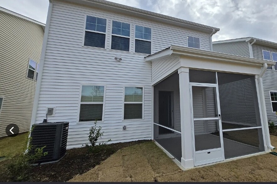 Building Photo - 329 Glacier Lk Dr