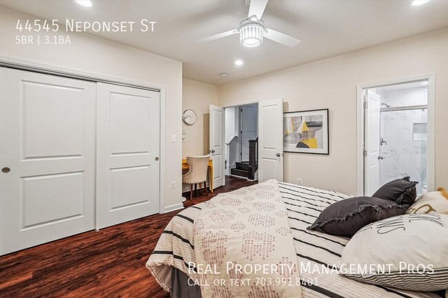 Building Photo - 44545 Neponset St