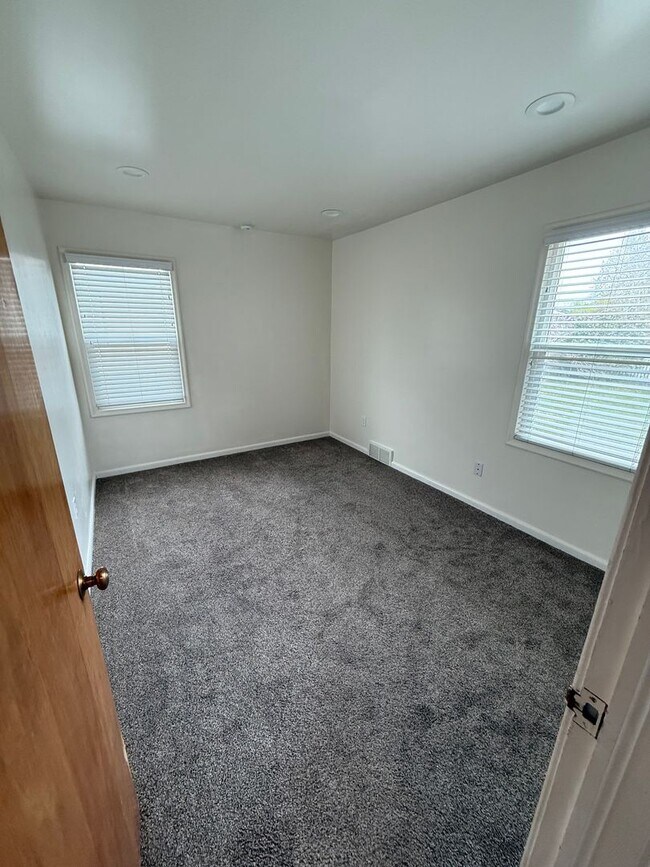 Building Photo - Beautiful home in Mapleton, UT