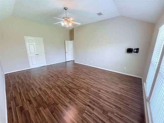 Building Photo - 4010 Tigris Ridge Dr