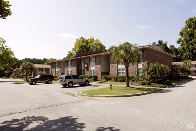 Andover Crossing Apartments - 10612 Middleground Rd Savannah GA 31419 ...