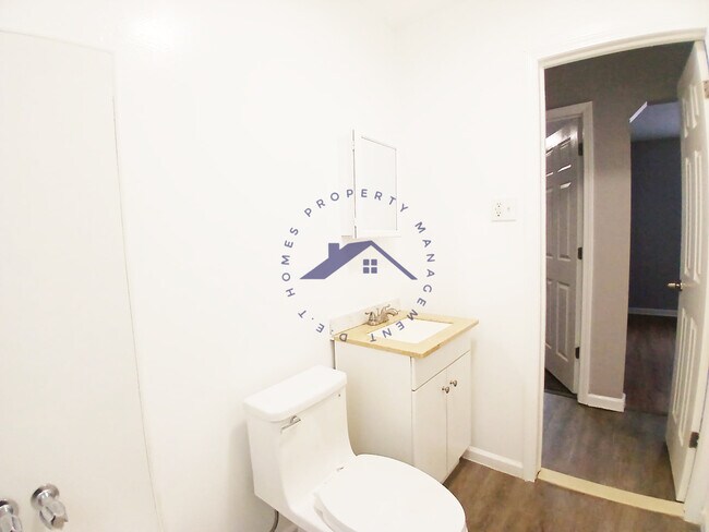 Building Photo - 20160 Cherrylawn St