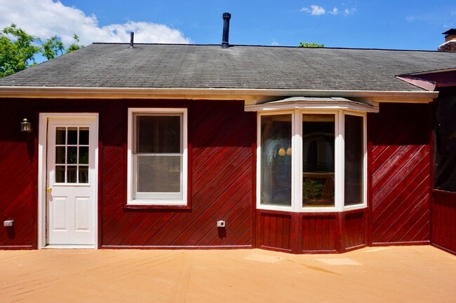 Building Photo - 3812 Littleton St
