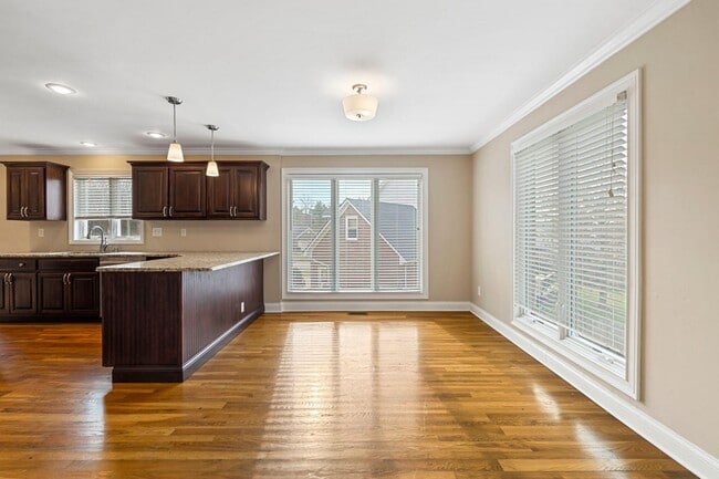 Building Photo - 1116 Shagbark Ln