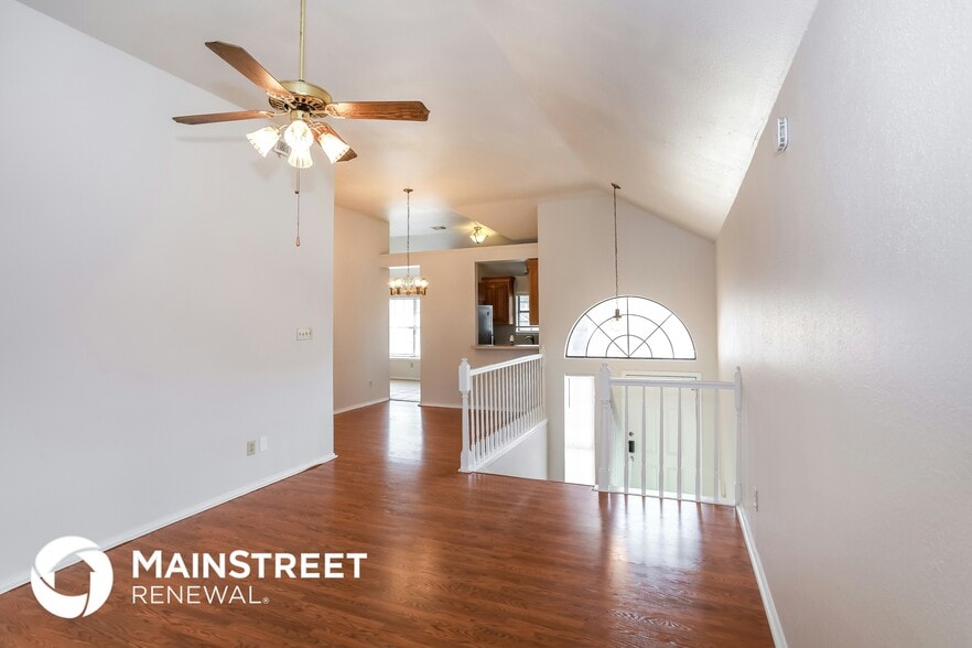 Building Photo - 1359 Jasmine Dr