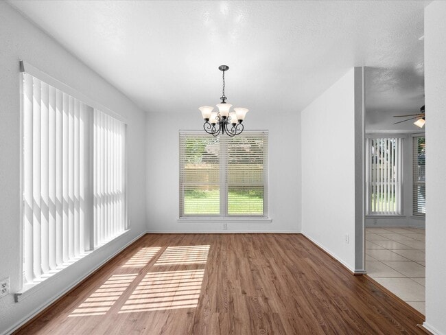 Building Photo - 16311 Salinas Ln