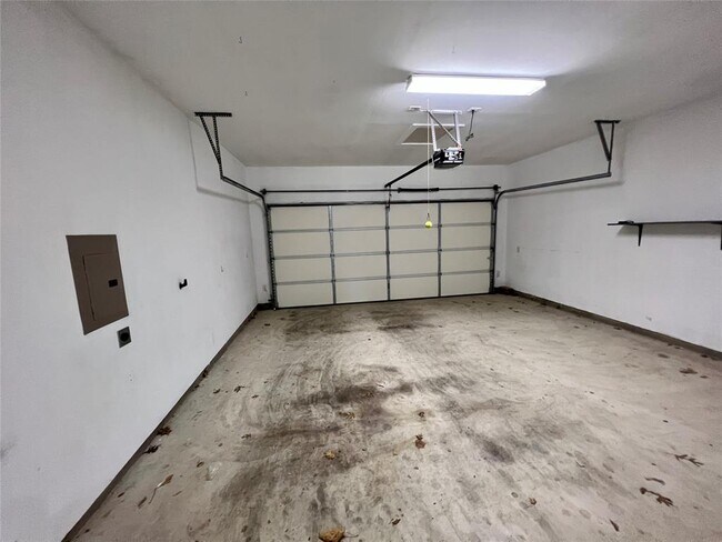 Building Photo - 7415 Wallach St
