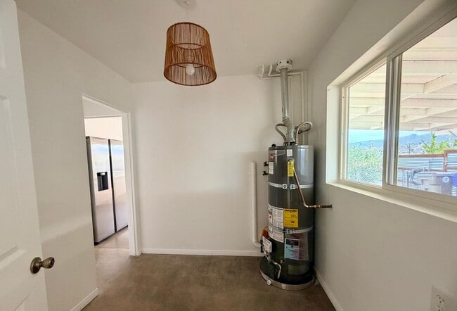 Building Photo - Modern 3-Bedroom Desert Bungalow with Stunning Views – Unfurnished - Price reflects MOVE IN SPECI...