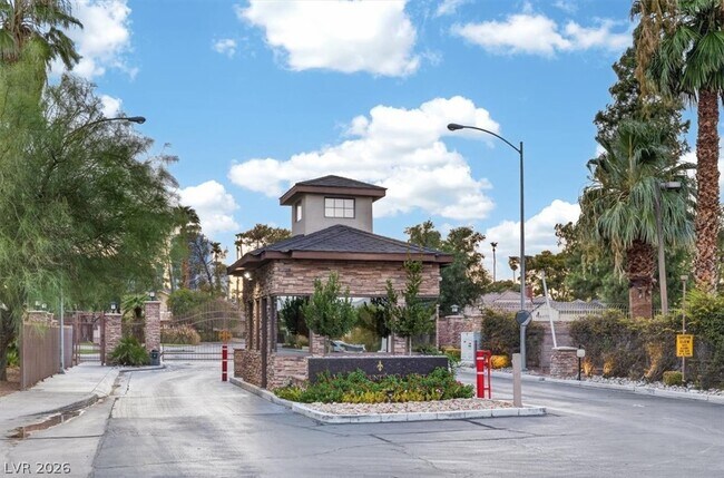Building Photo - 3137 Bel Air Dr