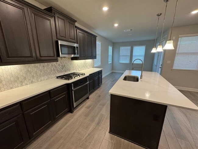 Building Photo - 19108 Fernando Trl