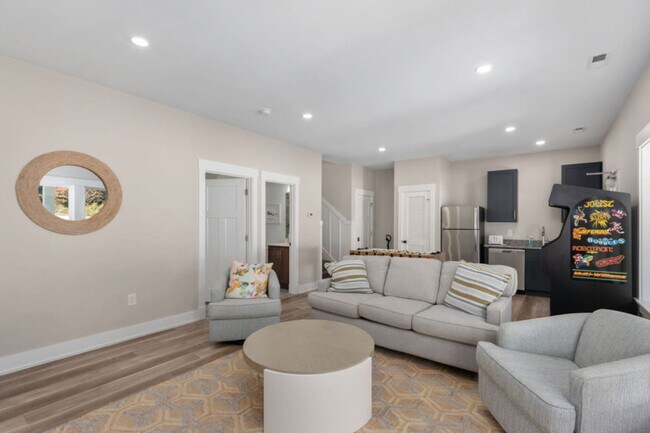 Primary Photo - 983 Cruz Bay Ln