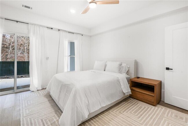 Building Photo - 507 Karen Ln