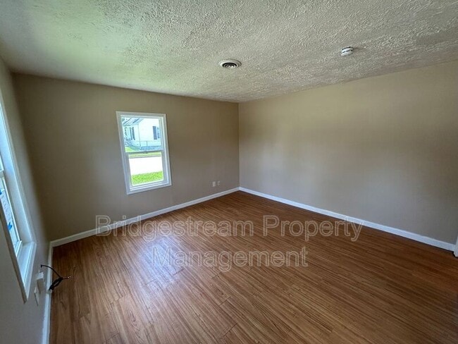 Building Photo - 1581 Wilbur Ave