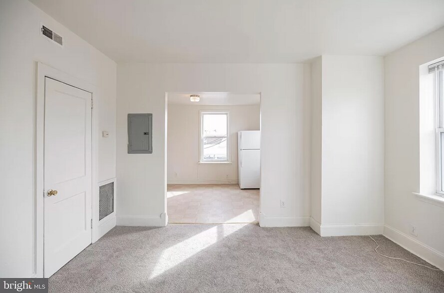 Primary Photo - 5244 Pennsgrove St