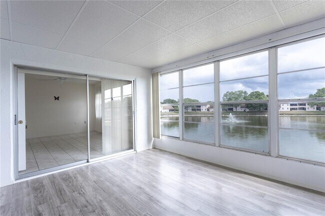 Building Photo - 3840 Staysail Ln