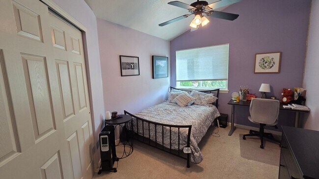 Building Photo - Beautiful 4 Bedroom 3.5 Bath Home - Longmont!