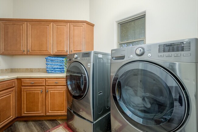 Building Photo - 39609 N 2nd Way