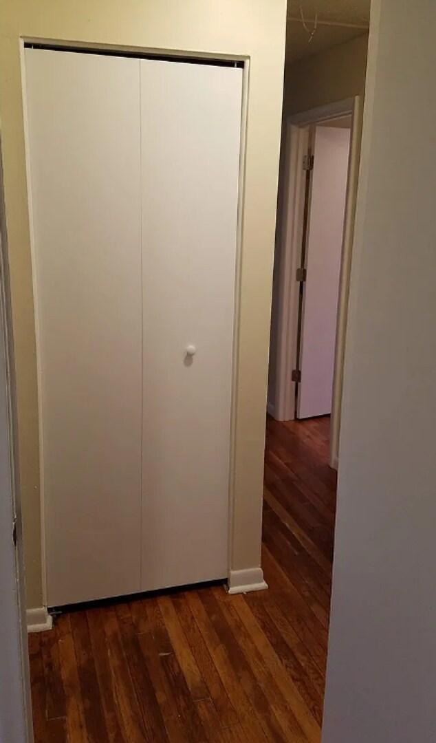 Building Photo - Three Bedroom for Rent!