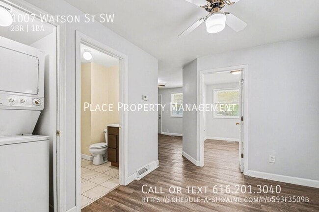 Building Photo - 1007 Watson St SW