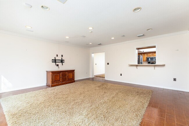 Building Photo - Beautiful POOL home in Longwood in LOCATION, LOCATION, LOCATION!