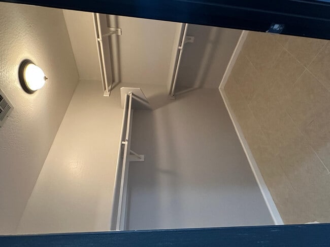 Building Photo - 1714 S 5th St