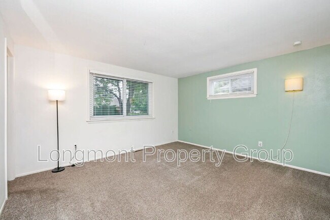 Building Photo - 2336 Smith Ct