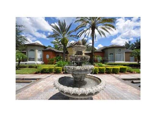 Building Photo - Gorgeous  Forest View, Wood Floors  1/1 condo for RENT @The Crest close to UCF.