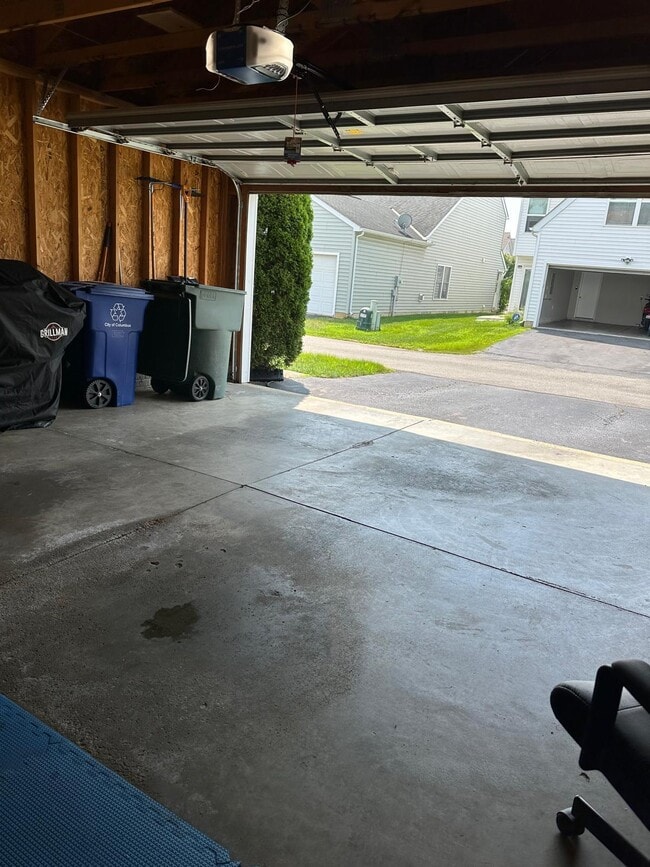 Building Photo - 8691 Pennycress Ln