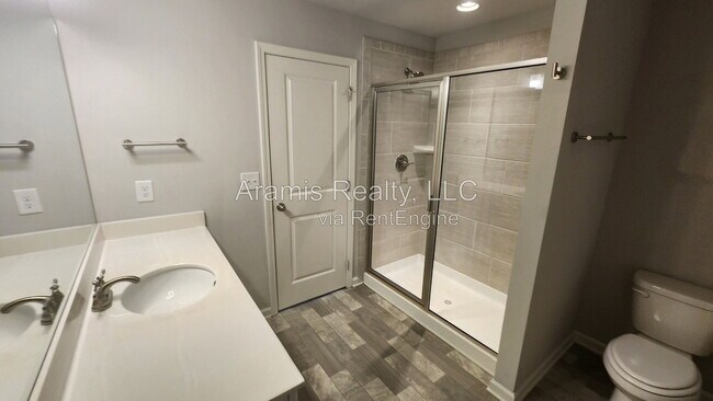 Building Photo - 5228 Pinnacle Walk