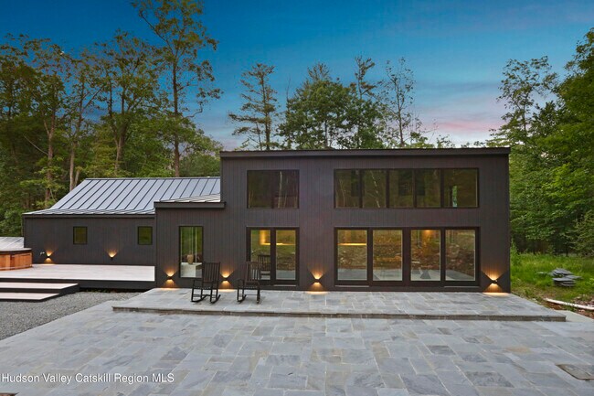 Building Photo - 106 Chestnut Hill Rd