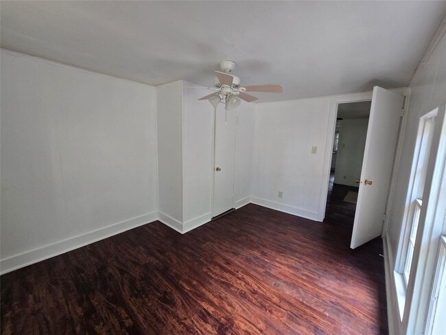 Building Photo - 2266 Young Rd