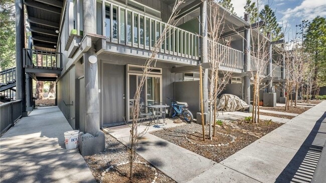 Primary Photo - 751 Tahoe Blvd